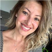 Insegnante di italiano seria e paziente laureata presso Università per Stranieri a disposizione dalle 9 alle 20 dal lun al sab